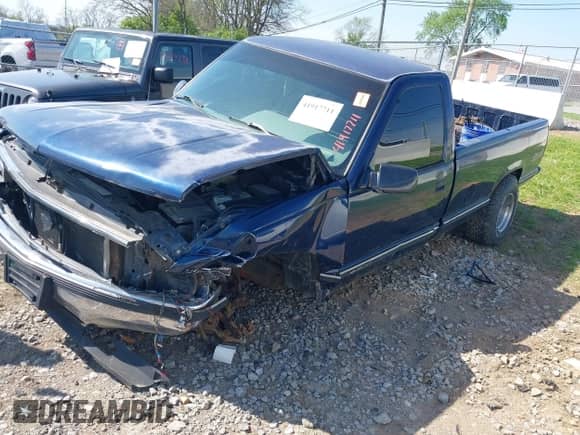 1996 Chevrolet Silverado 1500 with VIN 1GCEK14W6TZ206198, listed as a IAAI auction lot 41917711 with 197,085 mi miles and . Bid and sale history available at DreamBid. Image 2.