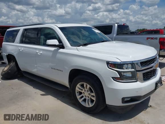 2017 Chevrolet Suburban LT с VIN 1GNSCHKC6HR267843, выставлен на аукционе IAAI как лот 42567555 с пробегом 132 583 миль миль и . История ставок и продаж доступна на DreamBid. Изображение 1.