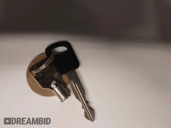 2007 Ford Econoline Cargo Commercial with VIN 1FTNS24W97DA25654, listed as a IAAI auction lot 41511754 with 190,780 mi miles and . Bid and sale history available at DreamBid. Image 11.