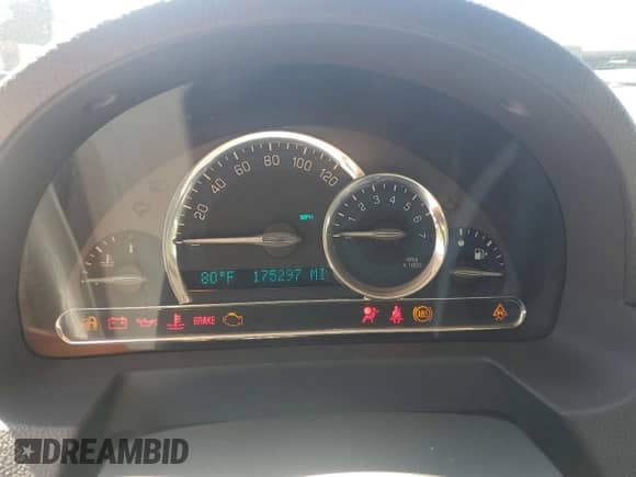 2010 Chevrolet HHR 2LT z VIN 3GNBACDV3AS534284, wystawiony jako Copart lot #70446085 z przebiegiem 175 297 mil mil oraz Szkoda całkowita • Salvage title. Historia ofert i sprzedaży dostępna na DreamBid. Obrazek 9.