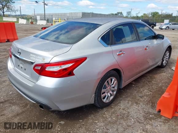 2016 Nissan Altima SL с VIN 1N4AL3APXGC273521, выставлен на аукционе IAAI как лот 43417017 с пробегом 127 647 миль миль и . История ставок и продаж доступна на DreamBid. Изображение 4.