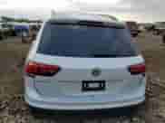 2018 Volkswagen Tiguan S with VIN 3VV1B7AX4JM071186, listed as a Copart auction lot 68552955 with 117,126 mi miles and Salvage title. Bid and sale history available at DreamBid. Image 6.