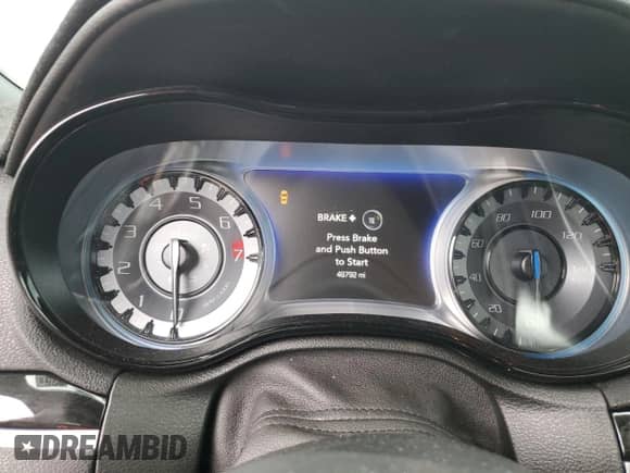 2018 Chrysler 300 S с VIN 2C3CCABG5JH266894, выставлен на аукционе Copart как лот 82117225 с пробегом 48 792 миль миль и Списание • Salvage title. История ставок и продаж доступна на DreamBid. Изображение 9.