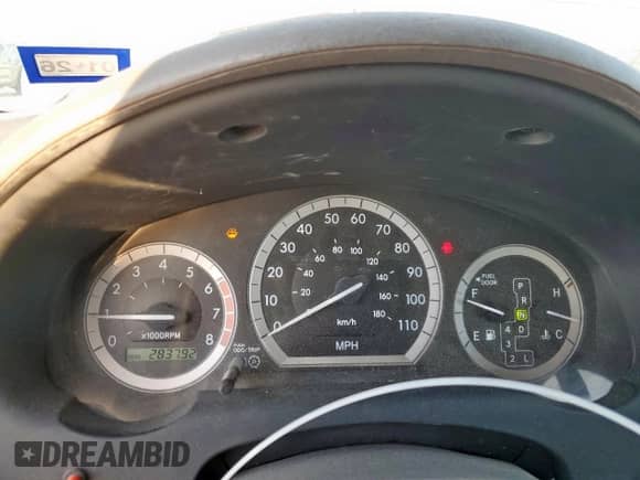 2005 Toyota Sienna CE с VIN 5TDZA23C75S262611, выставлен на аукционе Copart как лот 80632025 с пробегом 283 792 миль миль и Списание • Salvage title. История ставок и продаж доступна на DreamBid. Изображение 9.