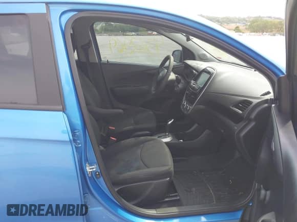 2018 Chevrolet Spark LS with VIN KL8CB6SA8JC440508, listed as a IAAI auction lot 43162964 with 71,967 mi miles and . Bid and sale history available at DreamBid. Image 5.
