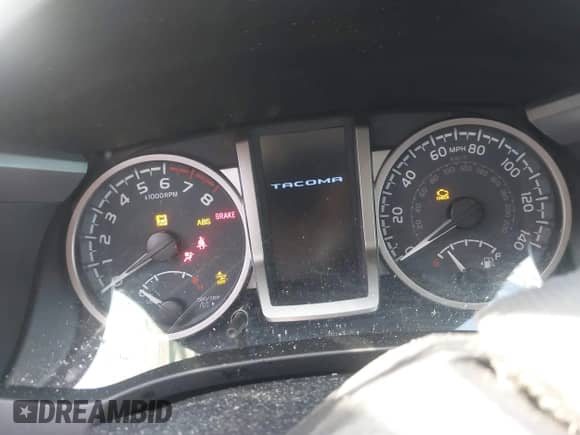 2021 Toyota Tacoma SR5 with VIN 3TMAZ5CN8MM152710, listed as a IAAI auction lot 43148239 with 40,000 mi miles and . Bid and sale history available at DreamBid. Image 7.
