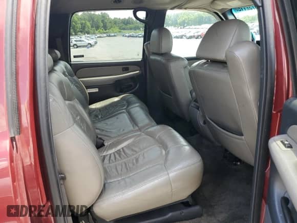 2002 Chevrolet Suburban LT с VIN 1GNFK16Z42J146373, выставлен на аукционе Copart как лот 64732115 с пробегом Не указан миль и Списание • Salvage title. История ставок и продаж доступна на DreamBid. Изображение 11.