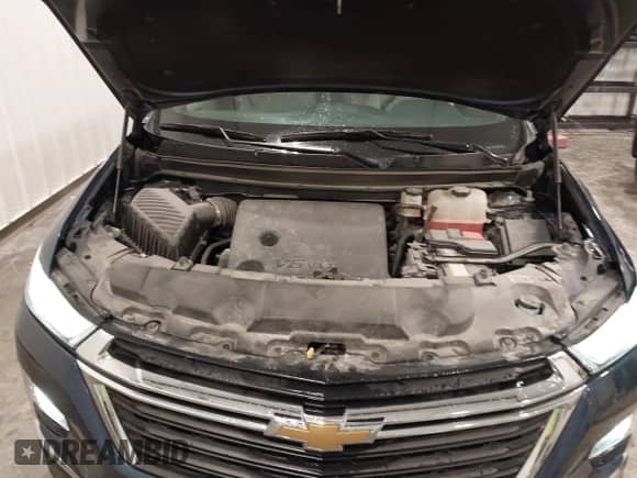 2022 Chevrolet Traverse LS z VIN 1GNEVFKW3NJ100968, wystawiony jako IAAI lot #42554987 z przebiegiem 40 732 mil mil oraz . Historia ofert i sprzedaży dostępna na DreamBid. Obrazek 10.