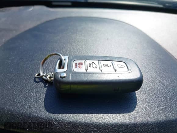 2013 Hyundai Sonata SE with VIN 5NPEC4AC8DH616471, listed as a IAAI auction lot 43320229 with 167,331 mi miles and . Bid and sale history available at DreamBid. Image 11.