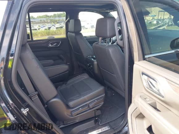 2023 Chevrolet Tahoe LT с VIN 1GNSKNKD7PR396733, выставлен на аукционе IAAI как лот 42590086 с пробегом 31 824 миль миль и . История ставок и продаж доступна на DreamBid. Изображение 8.