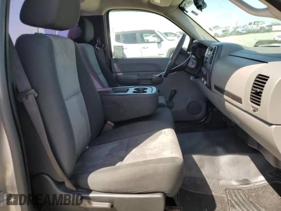 2009 Chevrolet Silverado 1500 Work Truck with VIN 1GCEC14X39Z180593, listed as a Copart auction lot 53874505 with 175,752 mi miles and Salvage title. Bid and sale history available at DreamBid. Image 10.