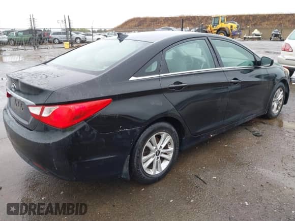2012 Hyundai Sonata GLS z VIN 5NPEB4ACXCH502750, wystawiony jako IAAI lot #43444268 z przebiegiem 188 861 mil mil oraz . Historia ofert i sprzedaży dostępna na DreamBid. Obrazek 4.