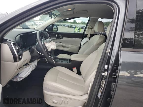 2023 Kia Sorento S with VIN 5XYRL4LC3PG228686, listed as a Copart auction lot 69599595 with 20,756 mi miles and Salvage title. Bid and sale history available at DreamBid. Image 7.