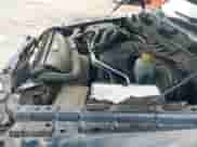 2014 Ram 1500 Express z VIN 1C6RR6FT8ES113103, wystawiony jako IAAI lot #43118869 z przebiegiem 170 043 mil mil oraz . Historia ofert i sprzedaży dostępna na DreamBid. Obrazek 19.