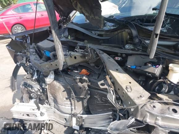 2021 Honda Pilot Special Edition z VIN 5FNYF5H24MB034504, wystawiony jako IAAI lot #43161111 z przebiegiem Nie podano mil oraz . Historia ofert i sprzedaży dostępna na DreamBid. Obrazek 10.