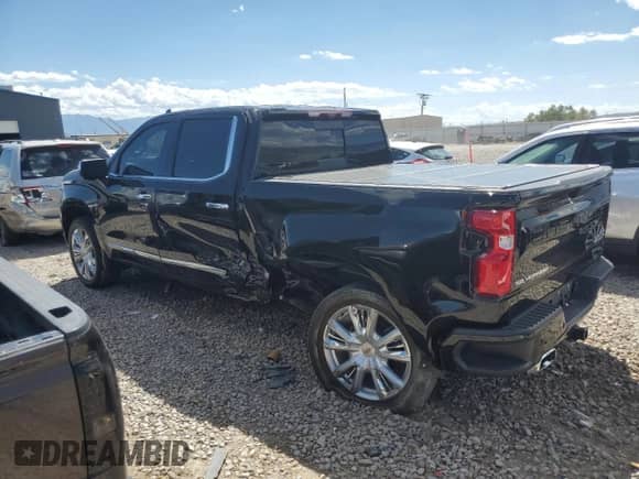 2022 Chevrolet Silverado 1500 High Country z VIN 3GCUDJEL5NG517814, wystawiony jako Copart lot #67949404 z przebiegiem 25 770 mil mil oraz Szkoda całkowita • Salvage title. Historia ofert i sprzedaży dostępna na DreamBid. Obrazek 2.