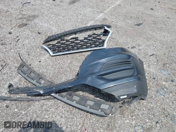 2019 Hyundai Tucson Sport z VIN KM8J33AL3KU937888, wystawiony jako IAAI lot #42310448 z przebiegiem 99 501 mil mil oraz . Historia ofert i sprzedaży dostępna na DreamBid. Obrazek 12.