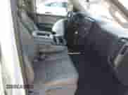 2018 Chevrolet Silverado 1500 Work Truck z VIN 3GCPCNEH2JG398911, wystawiony jako IAAI lot #43006514 z przebiegiem 156 248 mil mil oraz . Historia ofert i sprzedaży dostępna na DreamBid. Obrazek 5.