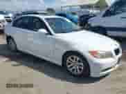 2007 BMW 3 Series 328i z VIN WBAVC53547FZ73971, wystawiony jako IAAI lot #43293178 z przebiegiem 137 616 mil mil oraz . Historia ofert i sprzedaży dostępna na DreamBid. Obrazek 1.