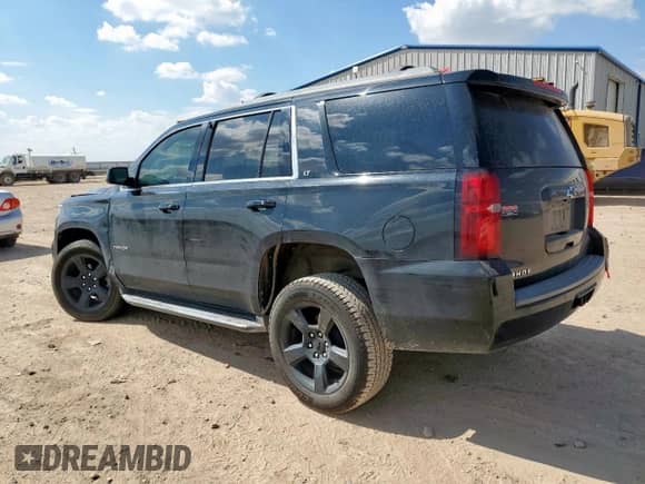 2018 Chevrolet Tahoe LT z VIN 1GNSCBKC7JR402766, wystawiony jako Copart lot #84469855 z przebiegiem 132 780 mil mil oraz Szkoda całkowita • Salvage title. Historia ofert i sprzedaży dostępna na DreamBid. Obrazek 2.