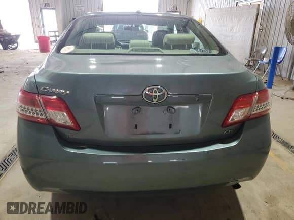 2010 Toyota Camry с VIN 4T1BF3EK9AU557479, выставлен на аукционе Copart как лот 87181895 с пробегом 227 505 миль миль и Списание • Salvage title. История ставок и продаж доступна на DreamBid. Изображение 6.