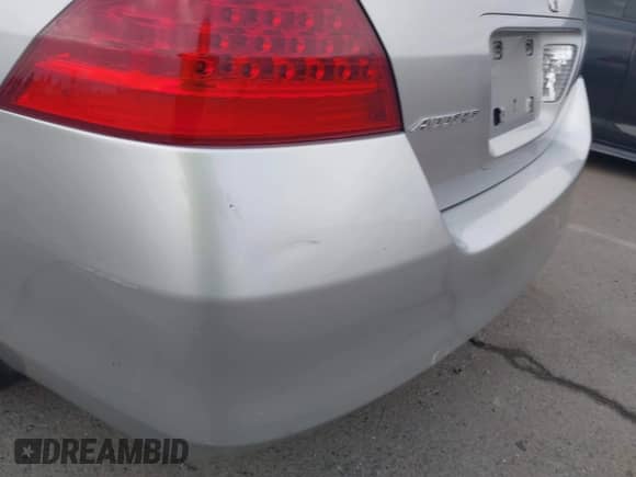 2007 Honda Accord VP с VIN JHMCM56107C009870, выставлен на аукционе IAAI как лот 43426564 с пробегом 160 709 миль миль и . История ставок и продаж доступна на DreamBid. Изображение 19.