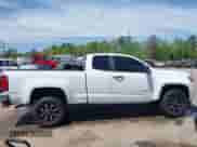 2017 Chevrolet Colorado 2WD WT z VIN 1GCHSBEA8H1294831, wystawiony jako IAAI lot #42094675 z przebiegiem 134 093 mil mil oraz . Historia ofert i sprzedaży dostępna na DreamBid. Obrazek 14.