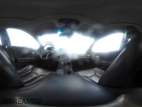 2017 Hyundai Azera Limited z VIN KMHFH4JGXHA588500, wystawiony jako IAAI lot #42888010 z przebiegiem 131 310 mil mil oraz . Historia ofert i sprzedaży dostępna na DreamBid. Obrazek 19.