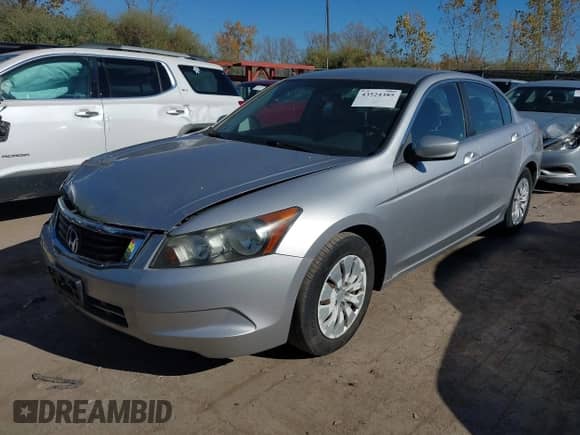 2008 Honda Accord LX с VIN 1HGCP26388A157675, выставлен на аукционе IAAI как лот 43524385 с пробегом 193 132 миль миль и . История ставок и продаж доступна на DreamBid. Изображение 2.