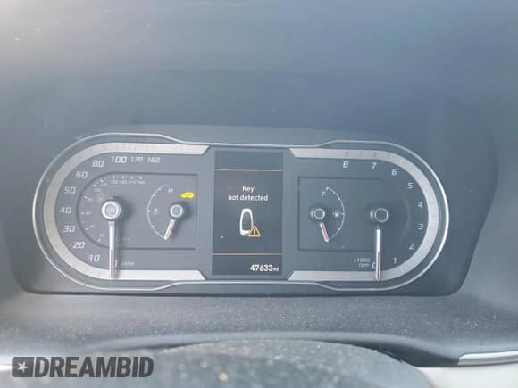 2024 Hyundai Tucson SEL with VIN 5NMJBCDE2RH297436, listed as a Copart auction lot 84233585 with 47,633 mi miles and Salvage title. Bid and sale history available at DreamBid. Image 9.