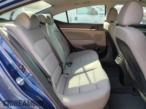 2018 Hyundai Elantra Value Edition z VIN 5NPD84LF6JH328867, wystawiony jako Copart lot #85261665 z przebiegiem 91 250 mil mil oraz Szkoda całkowita • Salvage title. Historia ofert i sprzedaży dostępna na DreamBid. Obrazek 10.