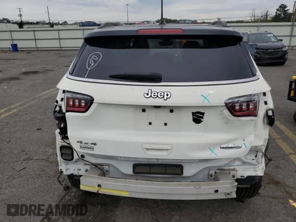2018 Jeep Compass Latitude with VIN 3C4NJDBB9JT251810, listed as a Copart auction lot 80884855 with 69,847 mi miles and Salvage title. Bid and sale history available at DreamBid. Image 6.