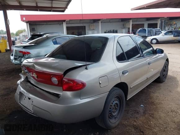 2004 Chevrolet Cavalier LS с VIN 1G1JF52F747116545, выставлен на аукционе IAAI как лот 42757595 с пробегом 201 808 миль миль и . История ставок и продаж доступна на DreamBid. Изображение 4.