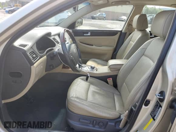 2012 Hyundai Genesis 4.6L с VIN KMHGC4DF4CU179213, выставлен на аукционе Copart как лот 67749815 с пробегом 98 464 миль миль и Списание • Salvage title. История ставок и продаж доступна на DreamBid. Изображение 7.