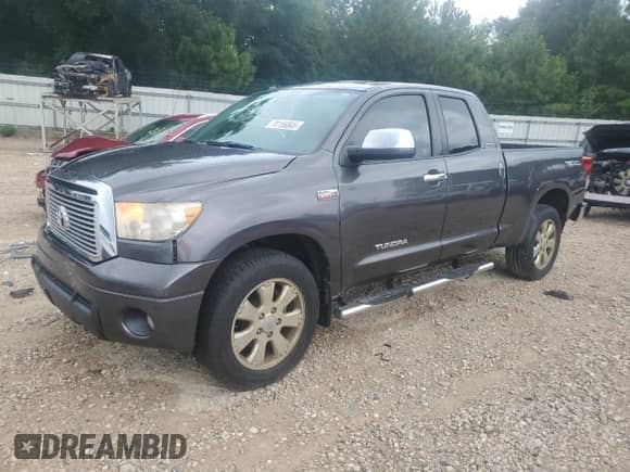 2012 Toyota Tundra Limited z VIN 5TFSY5F10CX132864, wystawiony jako Copart lot #70156505 z przebiegiem 186 395 mil mil oraz Szkoda całkowita • Salvage title. Historia ofert i sprzedaży dostępna na DreamBid. Obrazek 1.