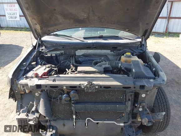 2014 Ford F-150 FX4 with VIN 1FTFW1EF5EKE77160, listed as a IAAI auction lot 43192616 with 220,662 mi miles and . Bid and sale history available at DreamBid. Image 10.