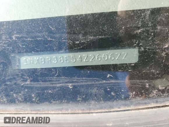 2004 Toyota Corolla CE с VIN 1NXBR38E54Z260677, выставлен на аукционе Copart как лот 82409445 с пробегом 283 291 миль миль и Списание • Salvage title. История ставок и продаж доступна на DreamBid. Изображение 12.