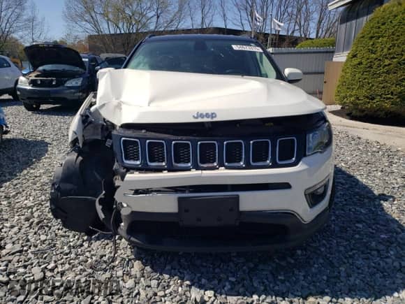 2018 Jeep Compass Latitude z VIN 3C4NJDBB9JT246350, wystawiony jako Copart lot #54673315 z przebiegiem 91 053 mil mil oraz Szkoda całkowita • Salvage title. Historia ofert i sprzedaży dostępna na DreamBid. Obrazek 5.