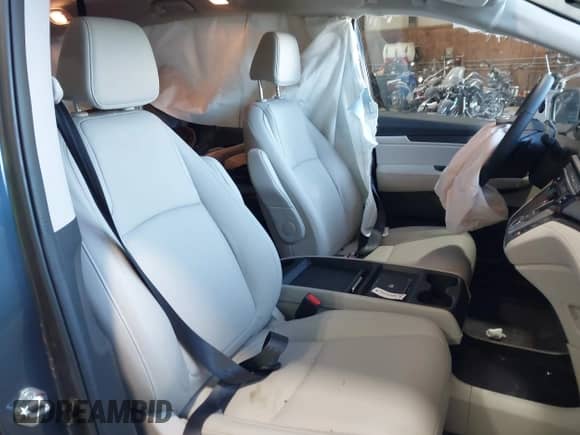 2025 Honda Odyssey EX-L с VIN 5FNRL6H69SB053892, выставлен на аукционе IAAI как лот 43133083 с пробегом 4 058 миль миль и . История ставок и продаж доступна на DreamBid. Изображение 8.