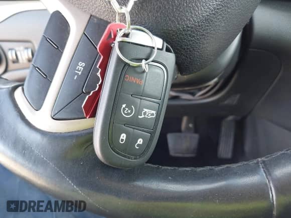 2016 Jeep Cherokee Latitude с VIN 1C4PJMCB1GW131400, выставлен на аукционе IAAI как лот 43383517 с пробегом 134 261 миль миль и . История ставок и продаж доступна на DreamBid. Изображение 11.