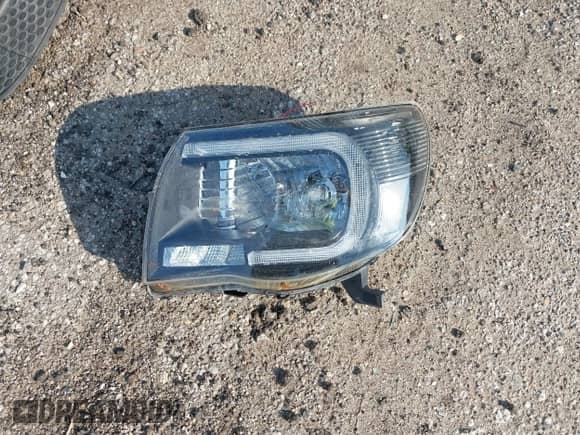 2005 Toyota Tacoma с VIN 5TEMU52N95Z012375, выставлен на аукционе IAAI как лот 43032113 с пробегом 120 468 миль миль и . История ставок и продаж доступна на DreamBid. Изображение 12.