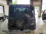 2001 Jeep Wrangler SE with VIN 1J4FA29P11P358326, listed as a Copart auction lot 56181715 with 201,929 mi miles and Clean title. Bid and sale history available at DreamBid. Image 6.