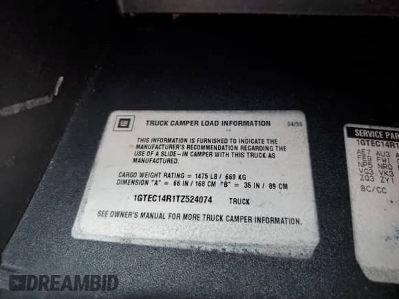 1996 GMC Sierra 1500 с VIN 1GTEC14R1TZ524074, выставлен на аукционе Copart как лот 62383275 с пробегом 420 358 миль миль и Списание • Salvage title. История ставок и продаж доступна на DreamBid. Изображение 12.