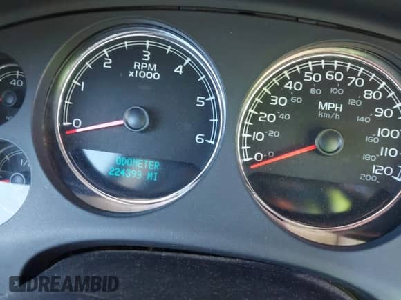 2008 Chevrolet Tahoe 3LT с VIN 1GNFC13068R175144, выставлен на аукционе IAAI как лот 43362292 с пробегом 224 399 миль миль и . История ставок и продаж доступна на DreamBid. Изображение 7.