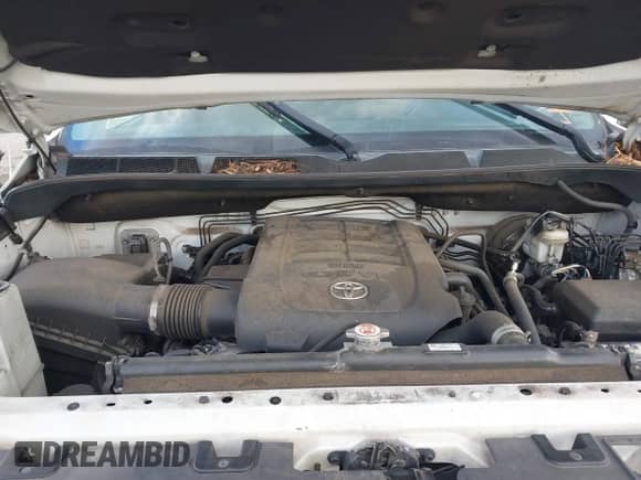 2018 Toyota Tundra SR с VIN 5TFUW5F18JX692272, выставлен на аукционе IAAI как лот 41421218 с пробегом 119 776 миль миль и . История ставок и продаж доступна на DreamBid. Изображение 10.