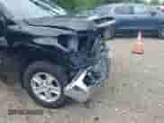 2018 Toyota Tundra SR с VIN 5TFUW5F19JX725912, выставлен на аукционе IAAI как лот 42437463 с пробегом 193 630 миль миль и . История ставок и продаж доступна на DreamBid. Изображение 18.