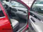 2016 Kia Sorento SX z VIN 5XYPK4A55GG109181, wystawiony jako IAAI lot #42675240 z przebiegiem 101 732 mil mil oraz . Historia ofert i sprzedaży dostępna na DreamBid. Obrazek 5.