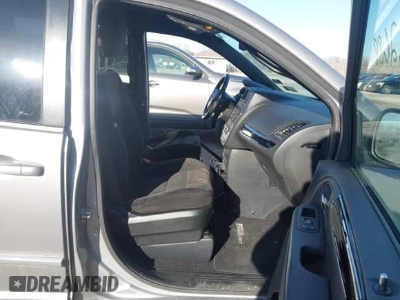 2017 Dodge Grand Caravan SE Plus with VIN 2C4RDGBG7HR632090, listed as a IAAI auction lot 41762688 with 97,230 mi miles and . Bid and sale history available at DreamBid. Image 5.