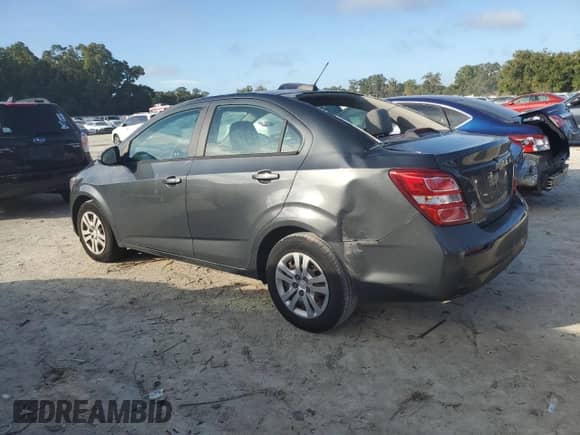 2019 Chevrolet Sonic LS с VIN 1G1JB5SB8K4132485, выставлен на аукционе Copart как лот 77140544 с пробегом 132 770 миль миль и На запчасти • Non repairable. История ставок и продаж доступна на DreamBid. Изображение 2.