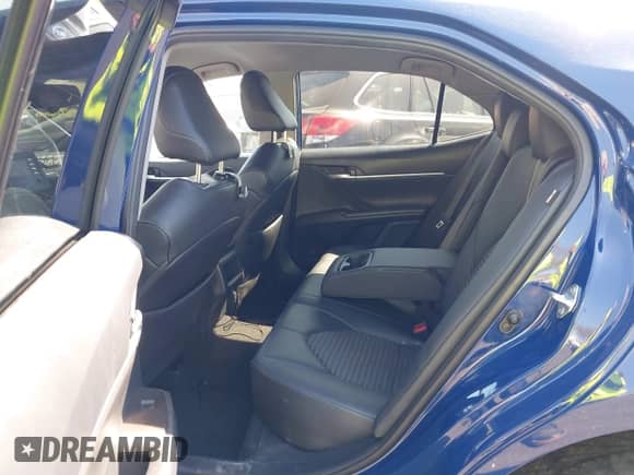 2023 Toyota Camry SE z VIN 4T1T11AK6PU158700, wystawiony jako IAAI lot #43312055 z przebiegiem 49 320 mil mil oraz . Historia ofert i sprzedaży dostępna na DreamBid. Obrazek 8.